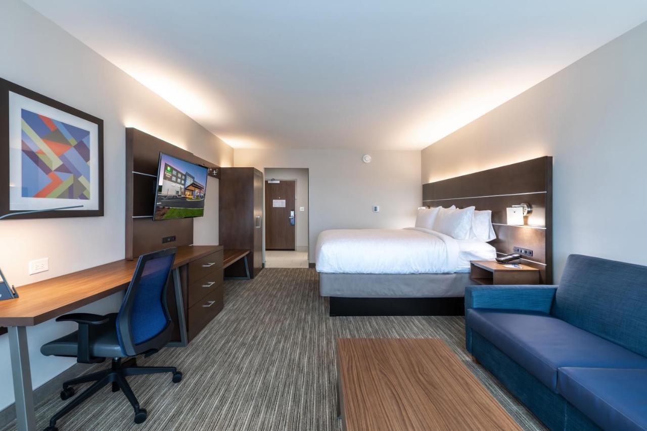 Holiday Express & - - Taylors By Ihg 3*